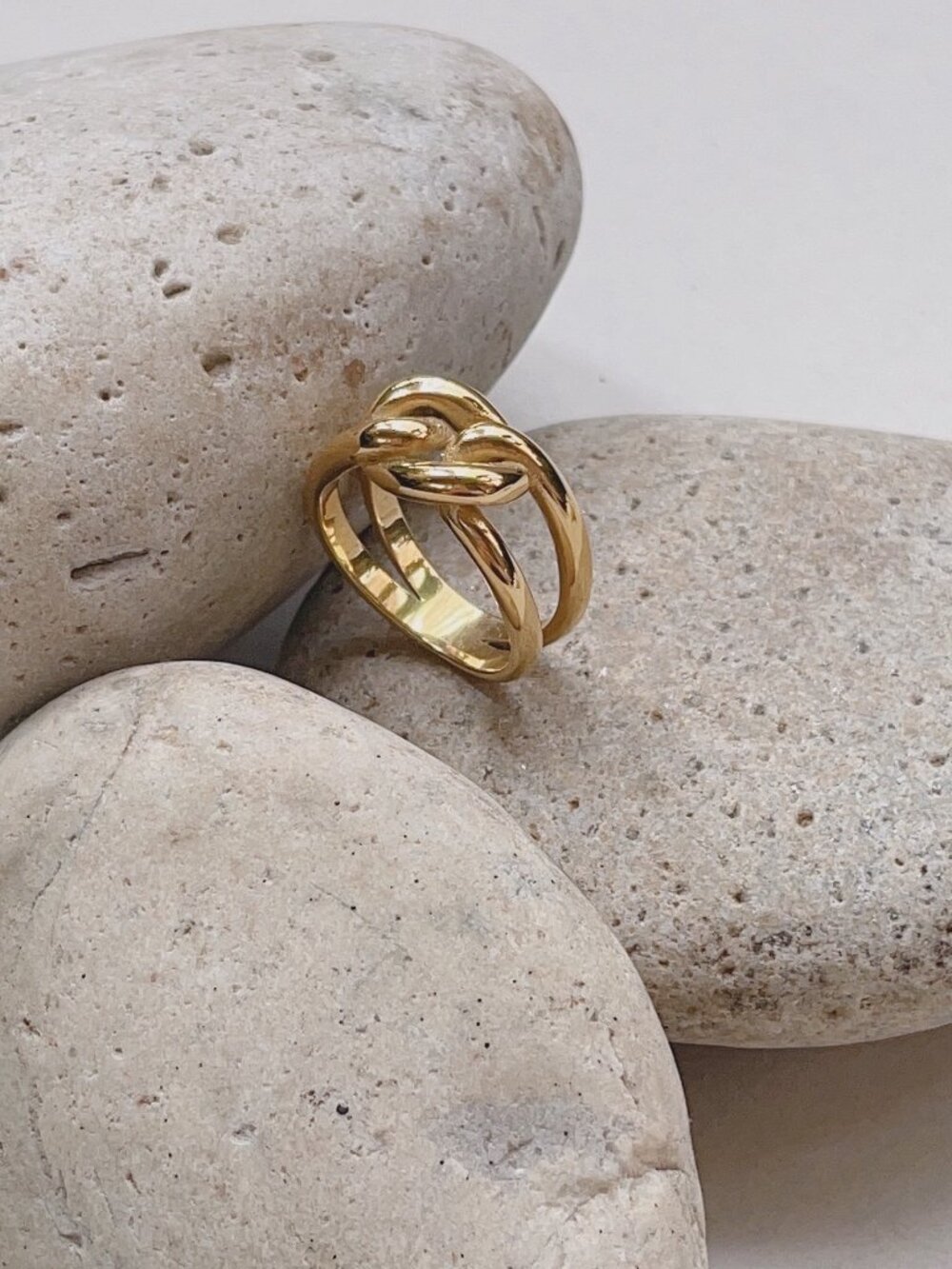 Aouri Bold Chain Ring | 18K Gold Plated Stainless Steel